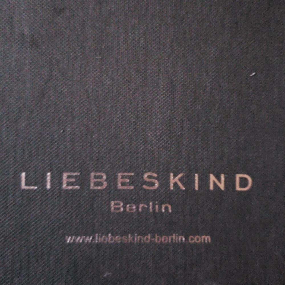 NIB Liebeskin zippered wallet